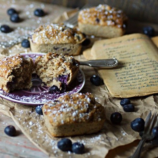 Rezeptbild: Blaubeer-Mandel-Joghurt-Küchlein