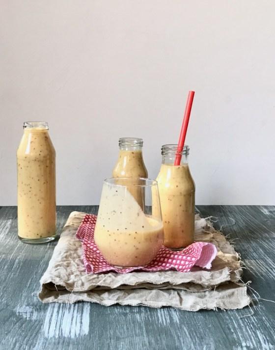 Rezeptbild: Smoothie in gelb: Nektarine, Apfel, Banane