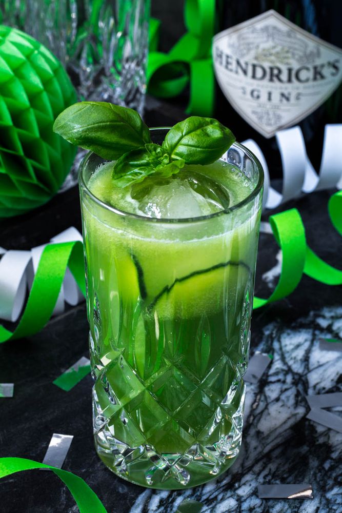 Rezeptbild: Gin Fizz mit Gurke, Ingwer und Basilikum