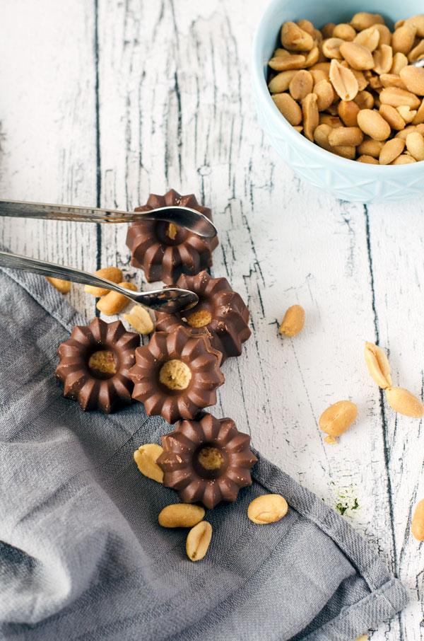 Rezeptbild: Kalorienarme Erdnussbuttercups