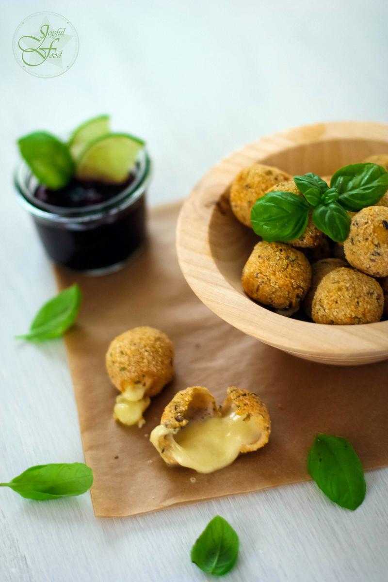 Rezeptbild: Mediterrane Mozzarella Bällchen