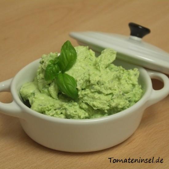 Rezeptbild: Basilikumcreme