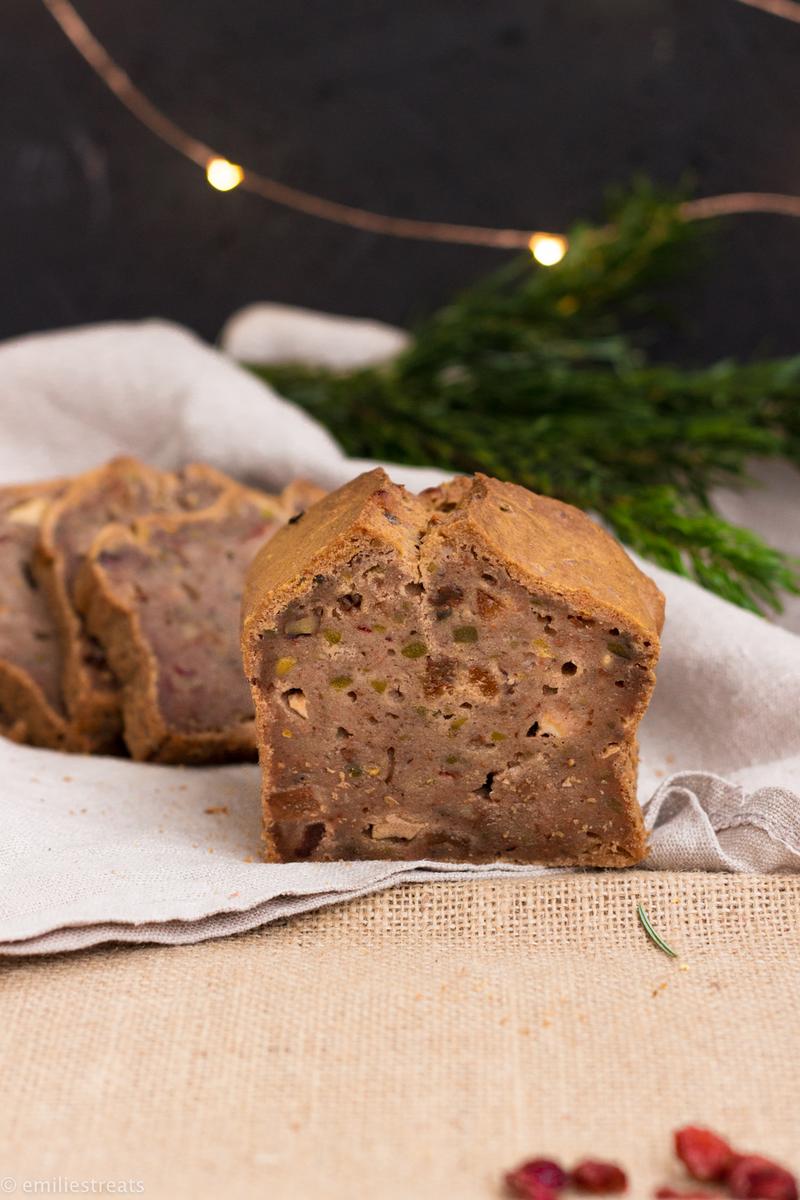 Rezeptbild: Glutenfreies Früchtebrot mit Reismehl