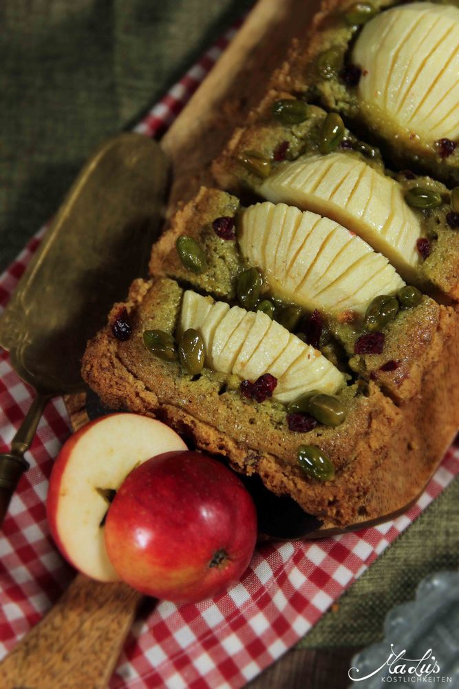 Rezeptbild: Rustikale Apfeltarte mit Pistazien
