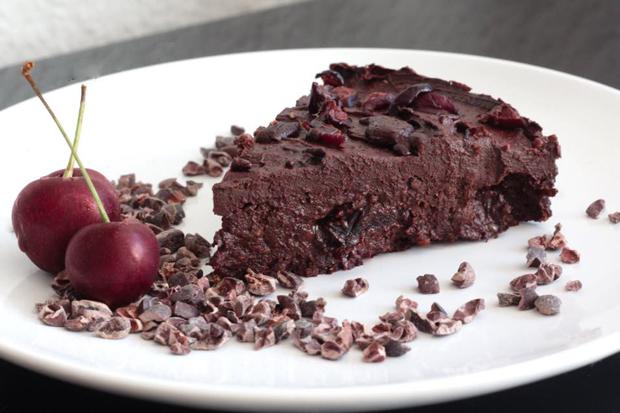 Rezeptbild: Rohköstlicher Schokoladen Browniekuchen