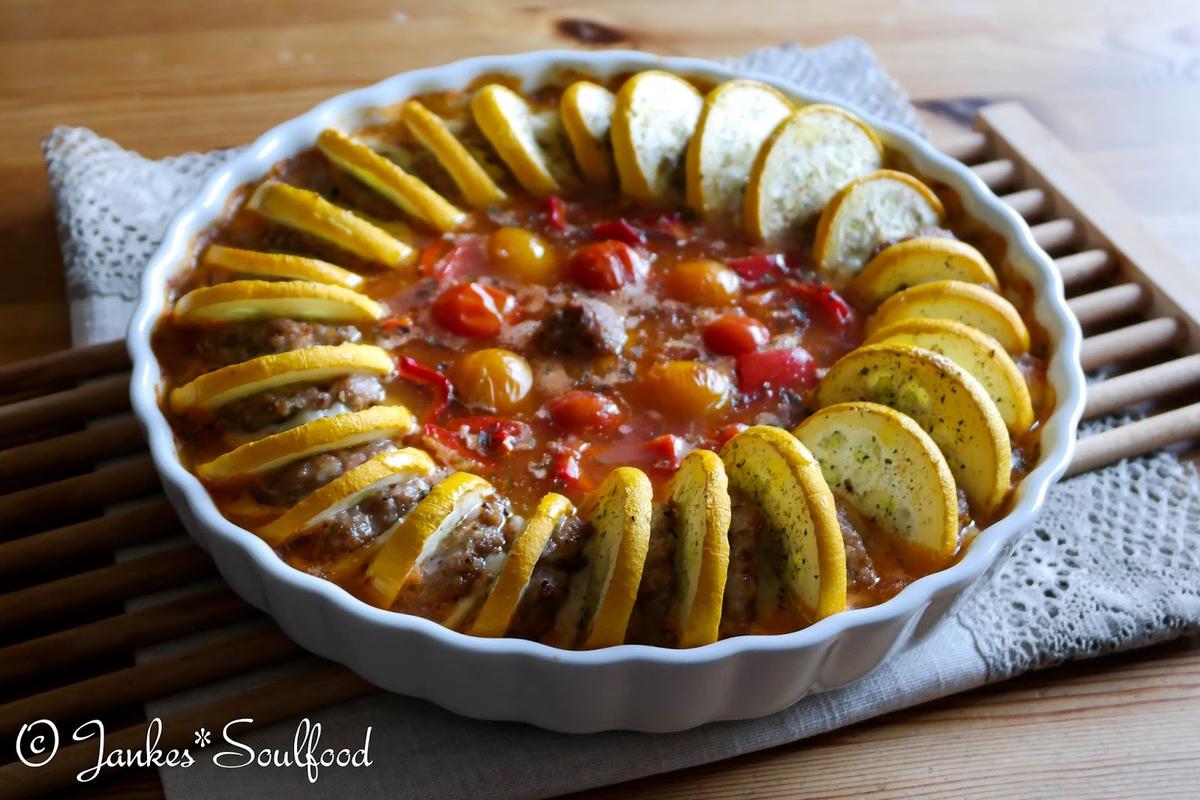 Rezeptbild: Zucchini-Hack-Auflauf