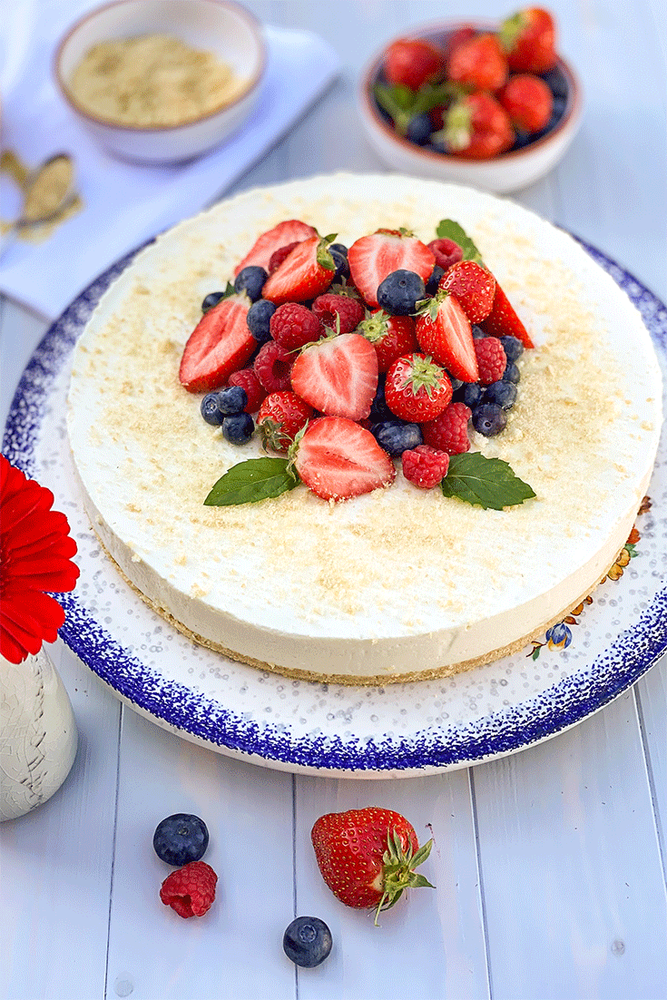 Rezeptbild: Philadelphia-Zitronen-Torte mit Beeren