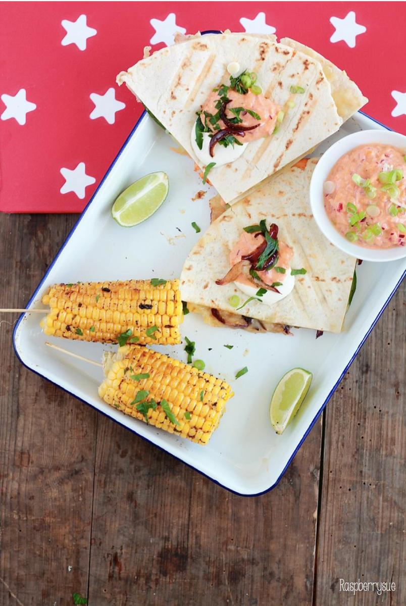 Rezeptbild: Club Quesadillas und Chili Lime Corn