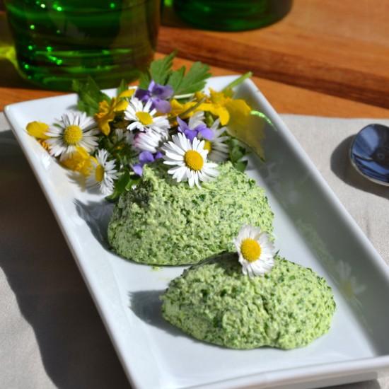 Rezeptbild: Bärlauchmousse, schön scharf