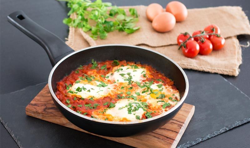 Rezeptbild: Leckere Shakshuka mit pochierten Eiern