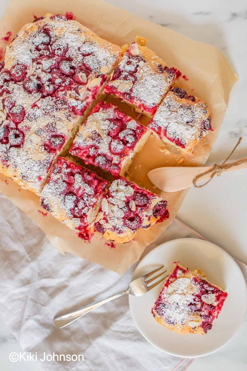 Rezeptbild: Einfacher Himbeerkuchen vom Blech