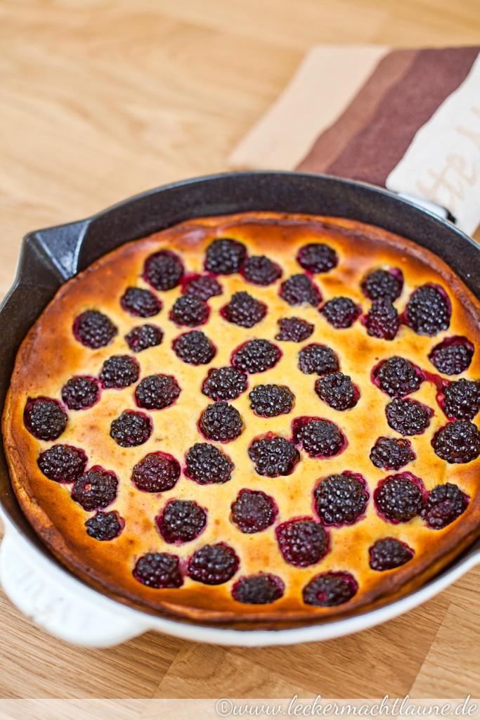 Rezeptbild: Quark-Brombeer-Auflauf
