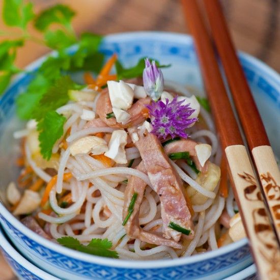 Rezeptbild: Rindfleisch-Nudelsalat Asia-Style