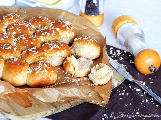 Rezeptbild: Brötchensonne, Weizenvollkorn mit Kokosöl