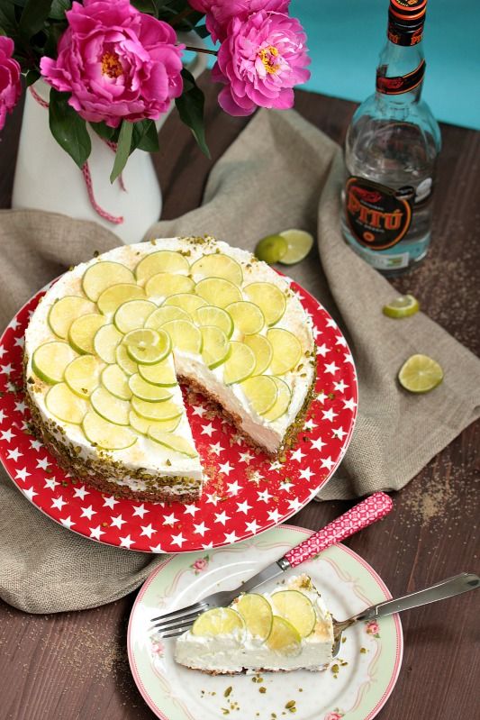 Rezeptbild: Caipirina Torte oder No-Bake Limetten Schmandtörtchen 