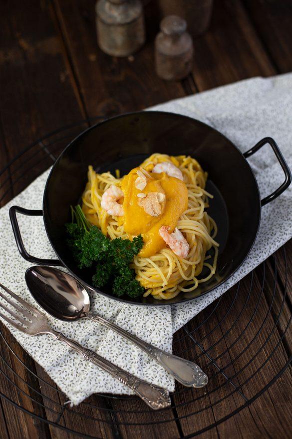 Rezeptbild: Kürbisgerichte Butternut - Pasta mit Butternut Kürbis Parmesan Soße