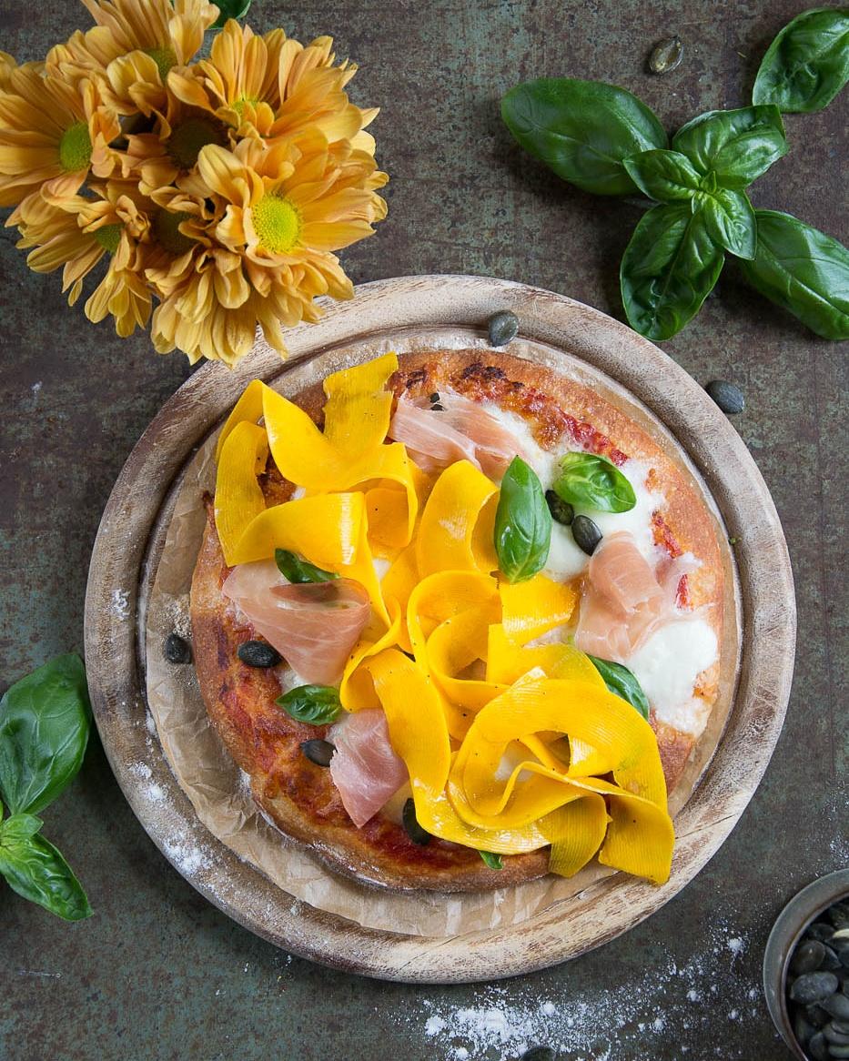 Rezeptbild: Herbstliche Kürbispizza