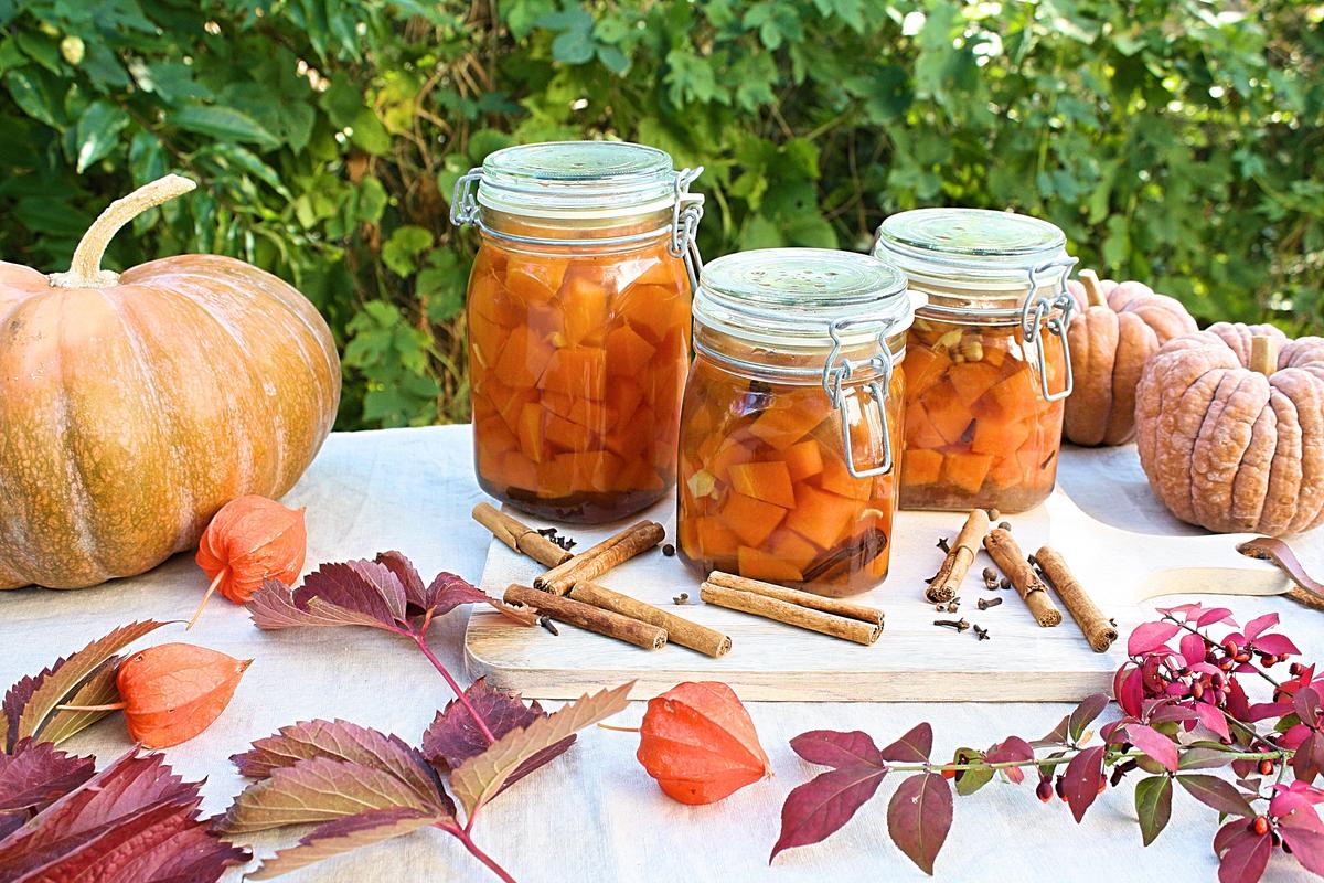 Rezeptbild: Süß-sauer eingelegter Kürbis