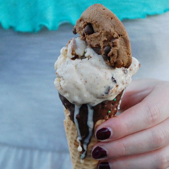 Rezeptbild: Vanille-Karamell-Cookie Eis