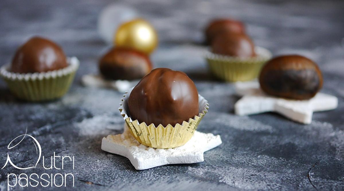 Rezeptbild: Maronen-Marzipan-Pralinen