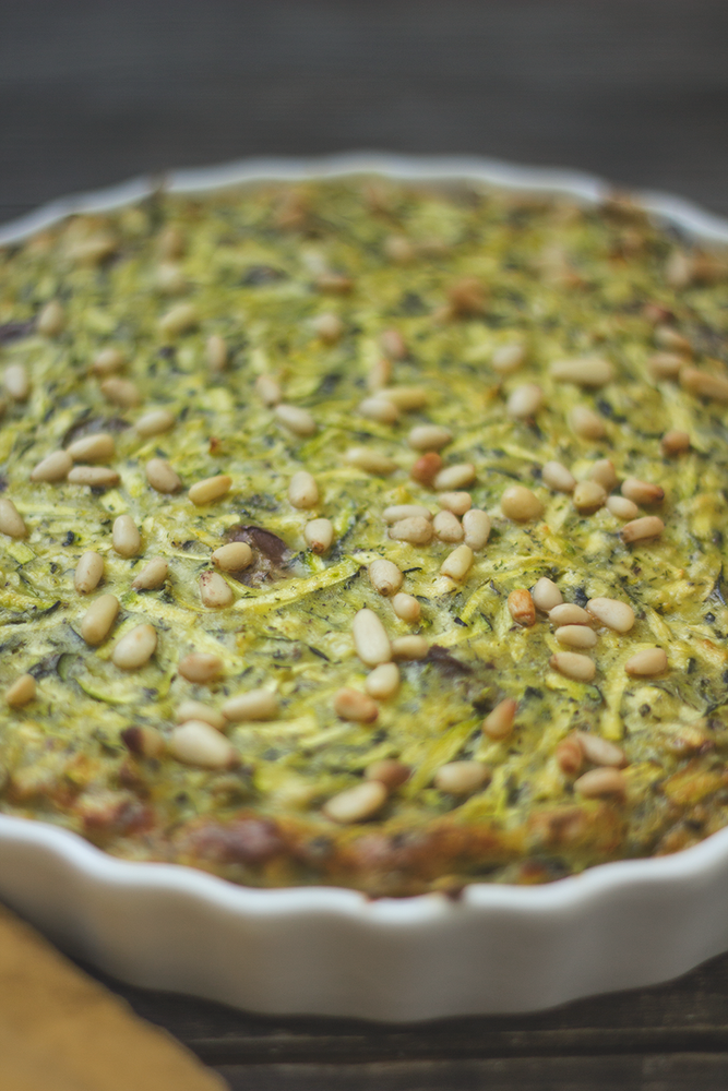 Rezeptbild: Zucchinipudding mit Pinienkernen und Oliven