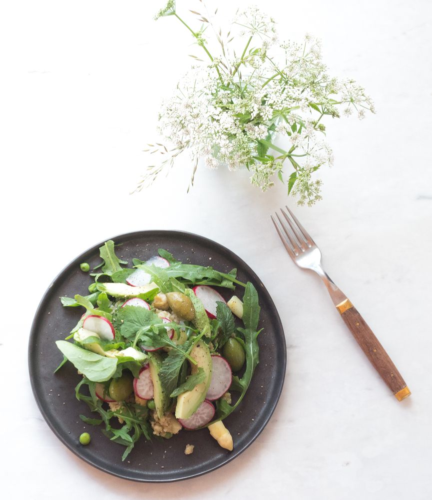 Rezeptbild: Frühlingssalat mit Honig-Senf-Dressing