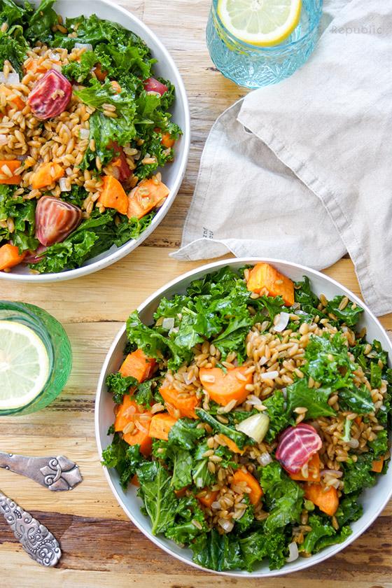 Rezeptbild: Grünkohlsalat mit geröstete Rote Bete und Süßkartoffel