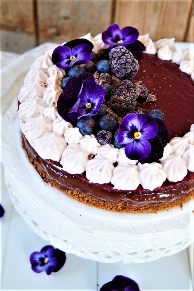 Rezeptbild: Acai Beeren Schokoladentorte 