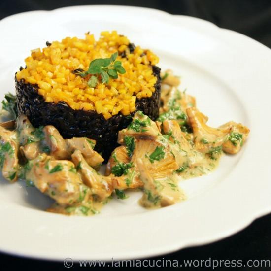 Rezeptbild: Schwarzer Risotto mit Pfifferlingen