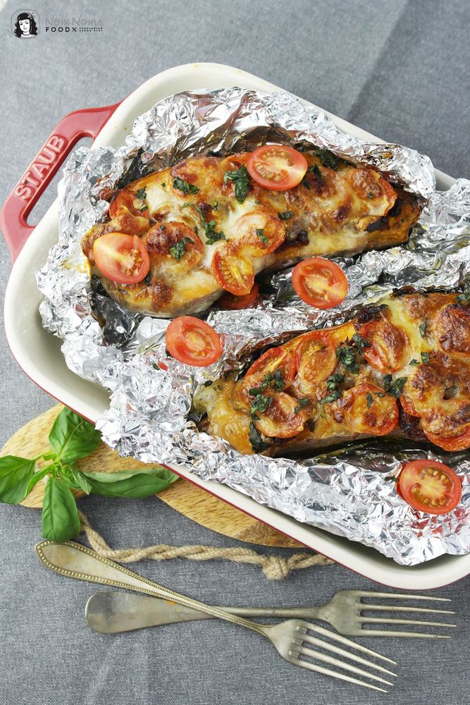 Rezeptbild: Überbackene Süßkartoffel mediterran mit Tomaten und Mozzarella