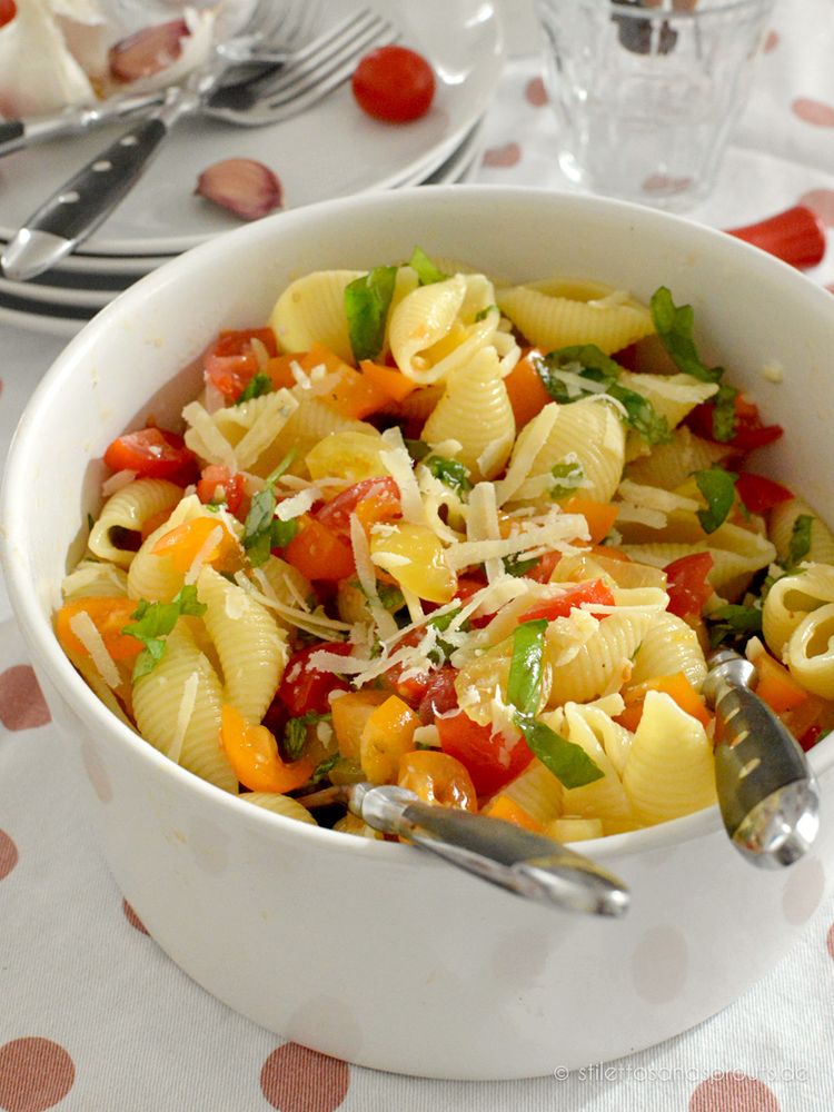 Rezeptbild: 12-Minuten-Tomaten-Pasta-Salat