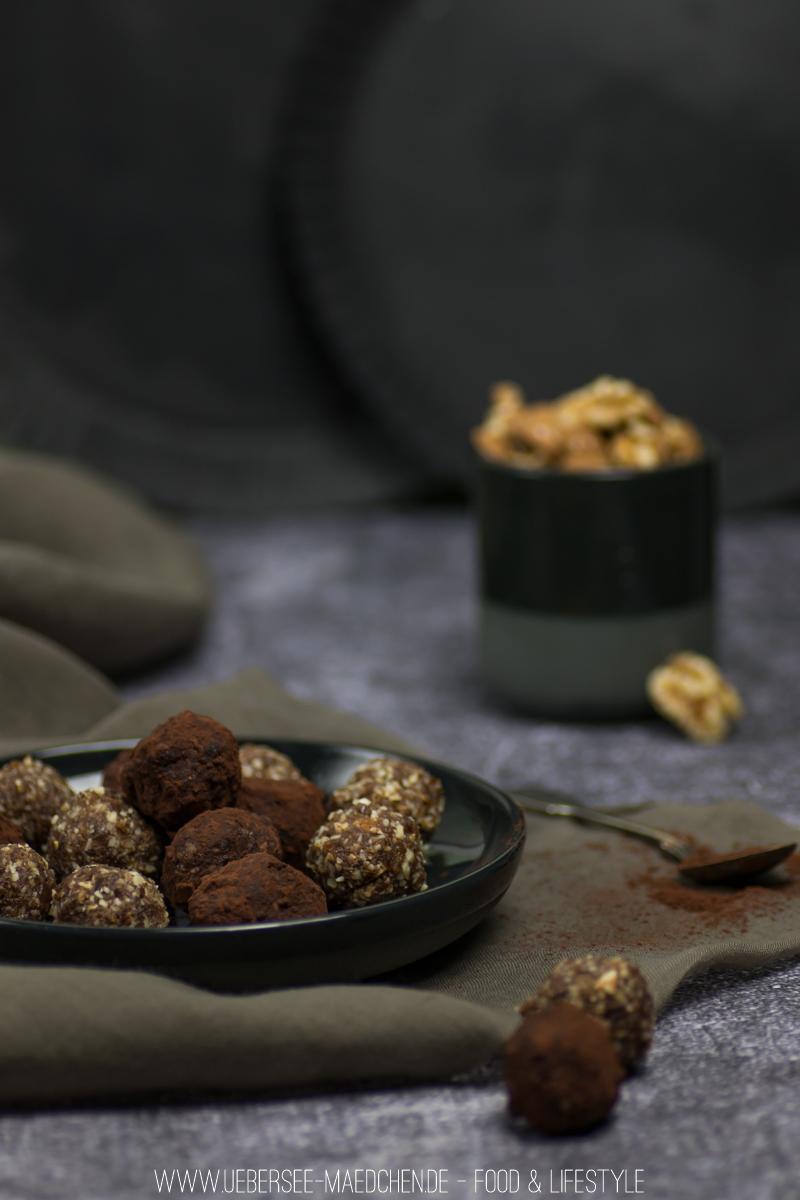Rezeptbild: Gesunde Nusskugeln für unterwegs