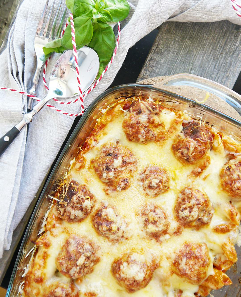 Rezeptbild: Hackbällchen - Nudelauflauf