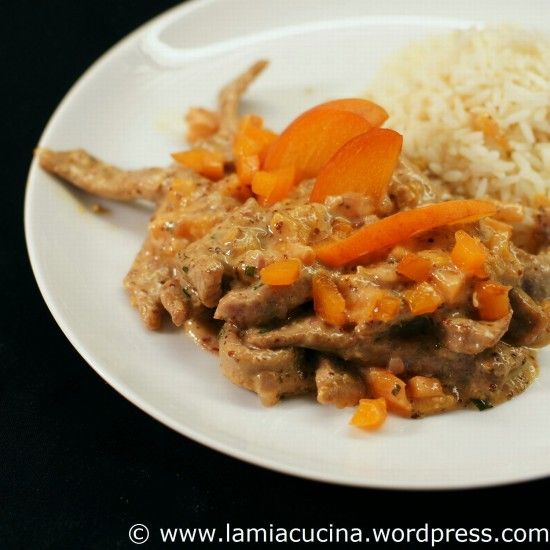 Rezeptbild: Kalbfleisch mit Aprikosen, Estragon und Senf