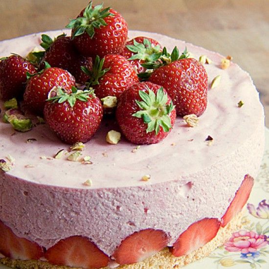 Rezeptbild: Erdbeer-Quark-Törtchen