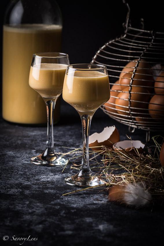 Rezeptbild: Eierlikör mit Tonkabohne
