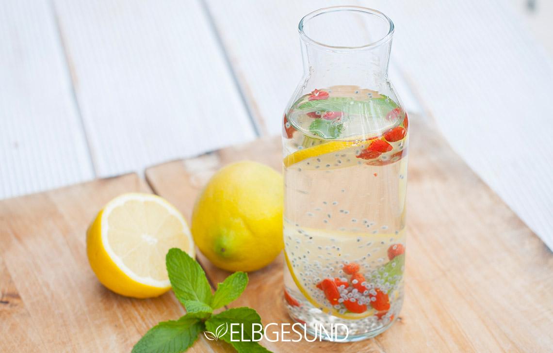 Rezeptbild: Gesunde Basilikumsamen-Limonade mit Wunderwirkung