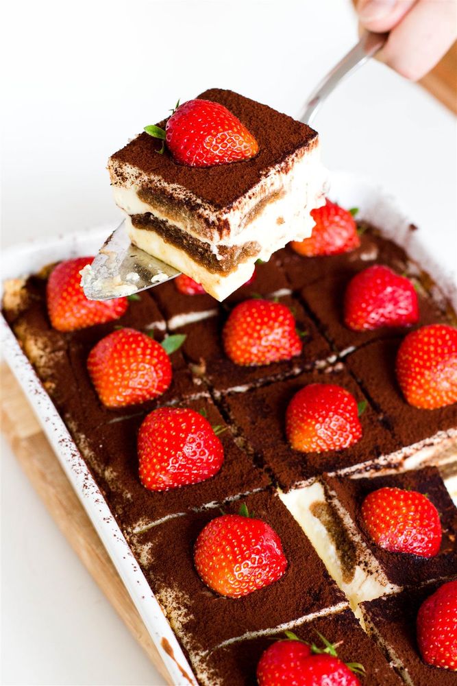 Rezeptbild: SCHNELLER TIRAMISU-KÄSEKUCHEN