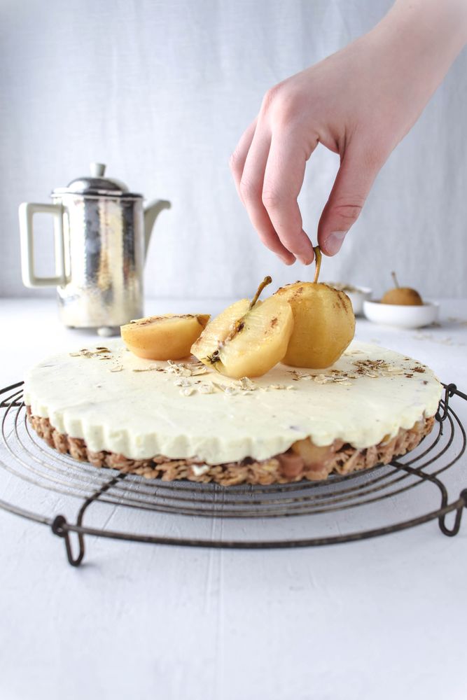 Rezeptbild: Apfeltarte mit Haferflocken und Vanillemousse