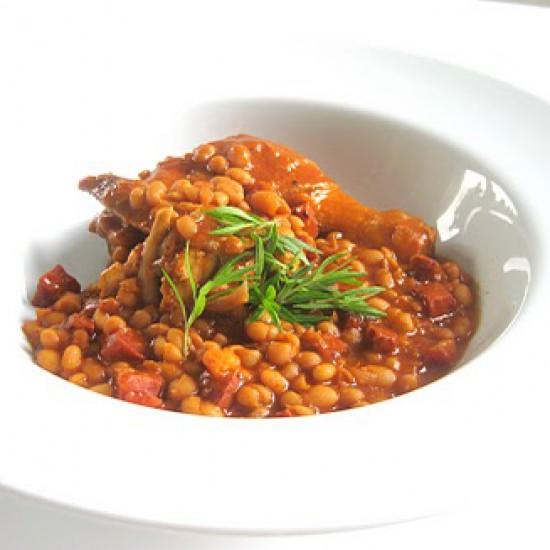 Rezeptbild: Huhn mit Bohnen und Chorizo