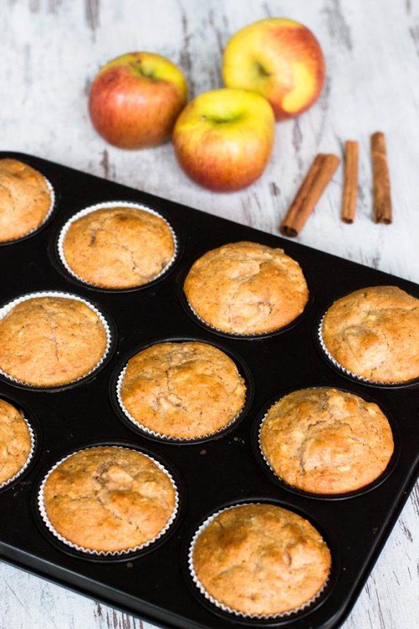 Rezeptbild: APFEL-ZIMT-MUFFINS
