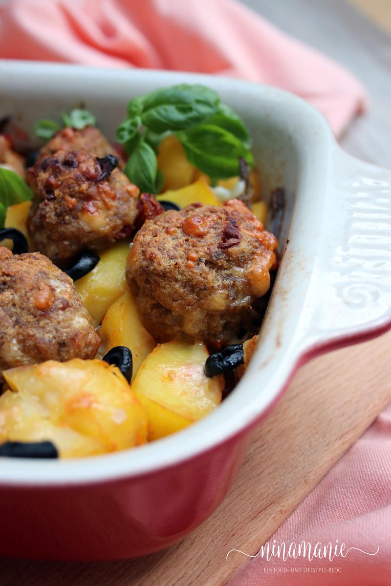 Rezeptbild: Fleischpflanzerl meets Italien