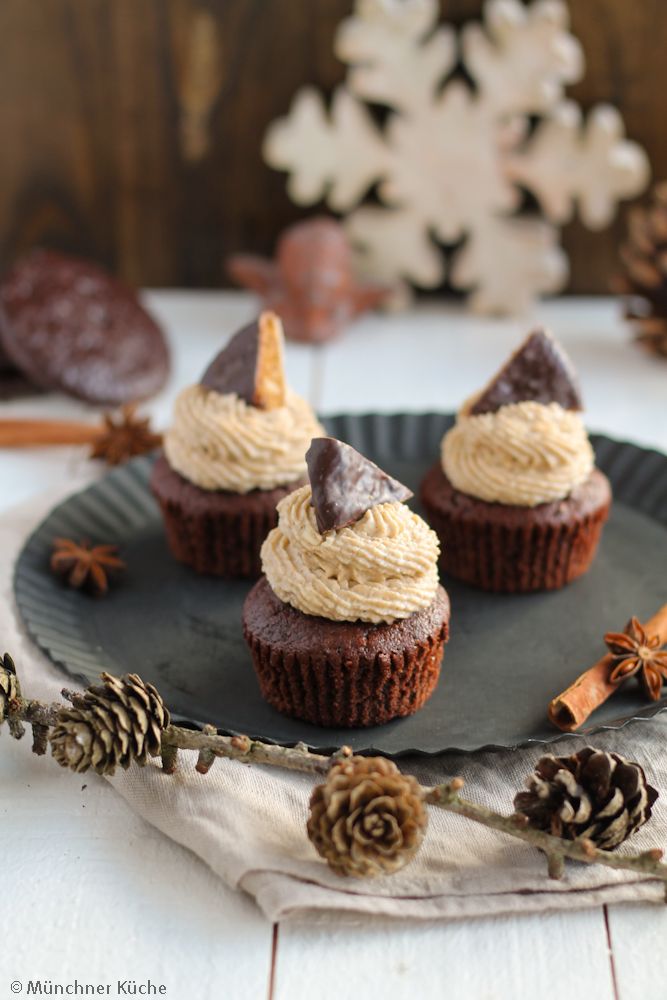 Rezeptbild: Lebkuchen-Cupcakes mit Gewürz-Frosting