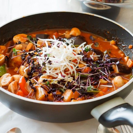 Rezeptbild: Rotes Thai-Curry mit Auberginen, Champignons und Süßkartoffeln