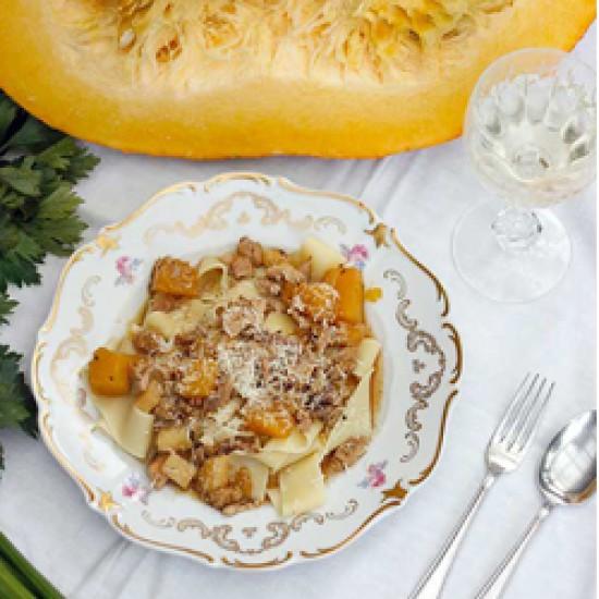 Rezeptbild: Pappardelle mit Hühnerragout und Kürbis