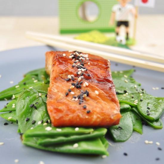 Rezeptbild: Teriyaki Lachs auf Sesam-Zuckerschoten