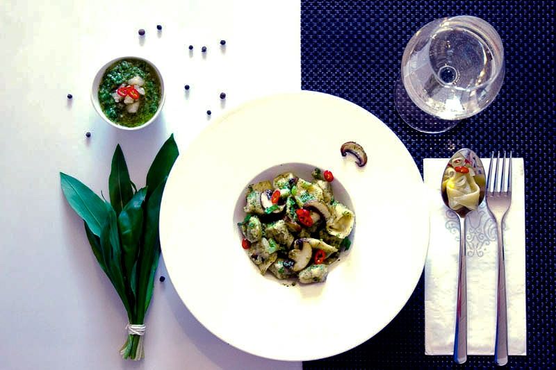 Rezeptbild: Tortellini mit Bärlauch-Ricotta-Füllung & Bärlauch-Pesto