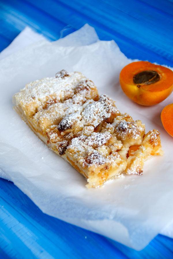 Rezeptbild: Aprikosen-Streusel-Streifen