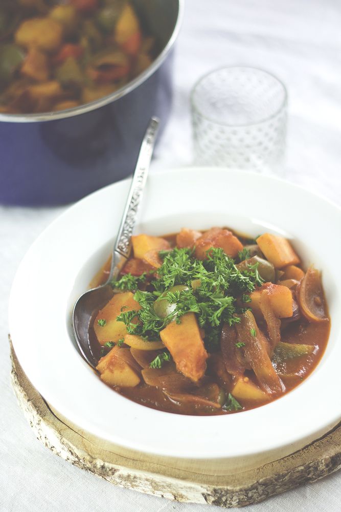 Rezeptbild: Veganes Pastinaken-Gulasch