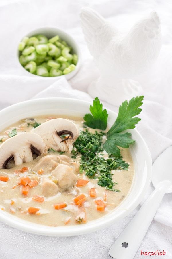 Rezeptbild: Cremige Hühnersuppe - Comfort Food